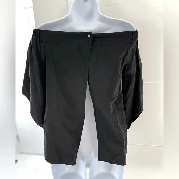 Runaway/💰2 FOR $10💰 Black open back/ Off shoulder top/ Flared arms/ Size US XS/2 - Picture 5 of 12
